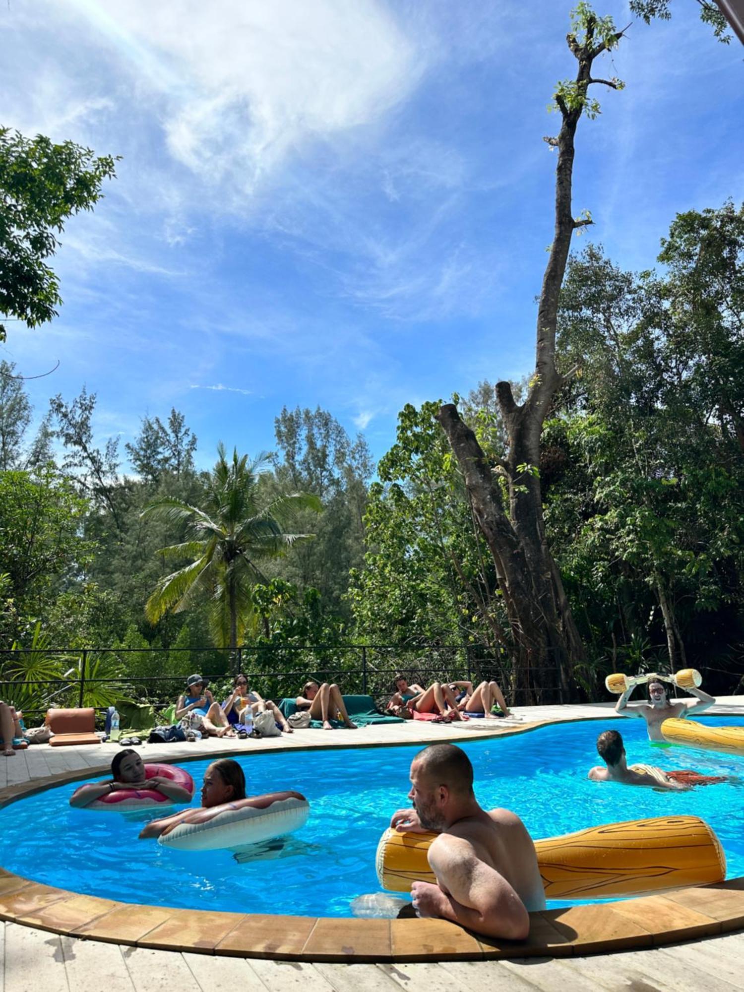 Blanco Hostel Lanta 18 To 35 Ko Lanta المظهر الخارجي الصورة